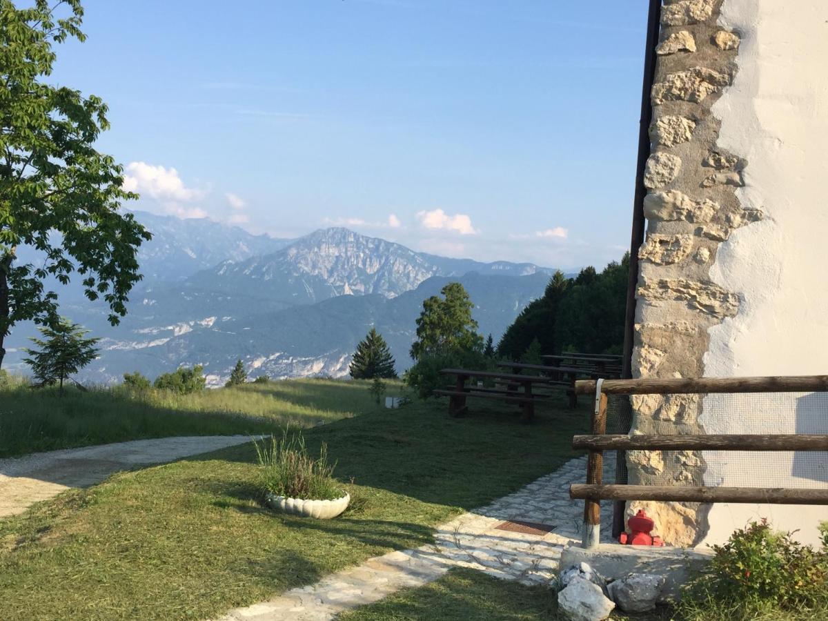 Gasthaus Trentino In Malga: Malga Zanga Arco Exterior foto