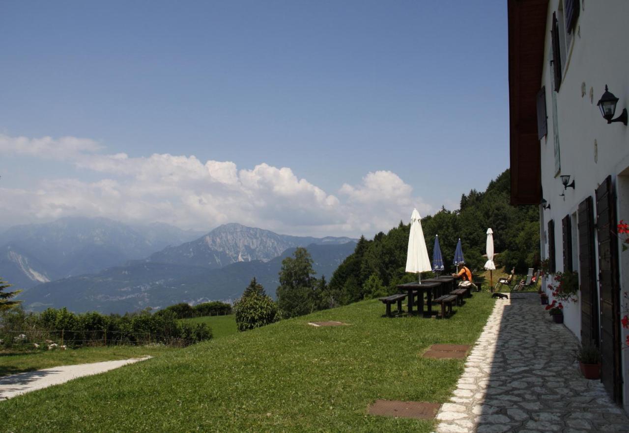 Gasthaus Trentino In Malga: Malga Zanga Arco Exterior foto